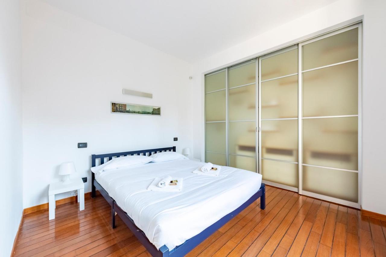 Apartamento Joivy Modern Flat Next To The Sea Génova Exterior foto